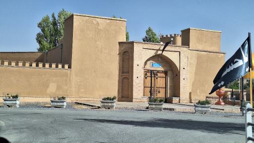 عکس ارگ تاریخی میشیجان