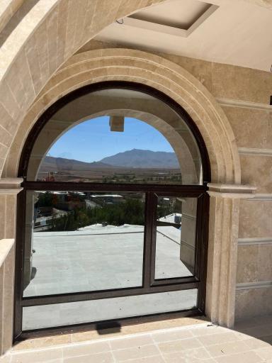 عکس درب و پنجره سازی کمانی