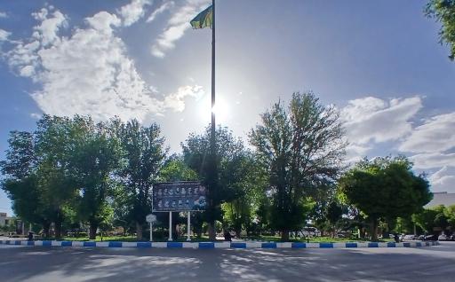 عکس میدان انقلاب