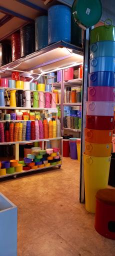 عکس بازار گل شهید محلاتی