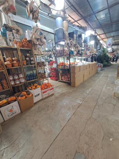 عکس بازار گل شهید محلاتی