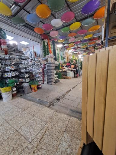 عکس بازار گل شهید محلاتی