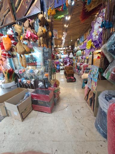 عکس بازار گل شهید محلاتی