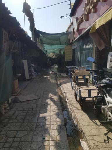 عکس بازار گل شهید محلاتی
