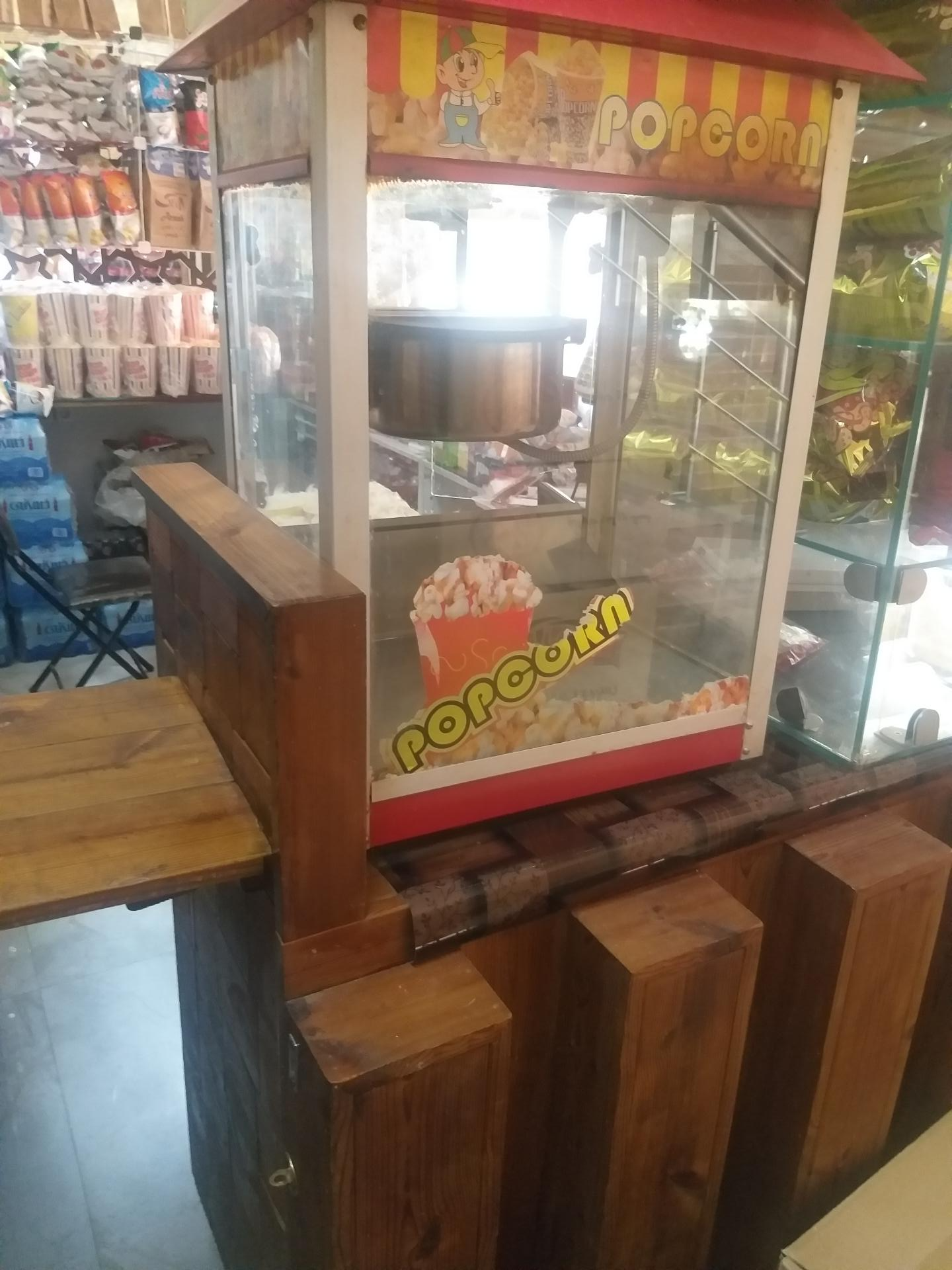 عکس بوفه سینما پردیس چهارباغ 