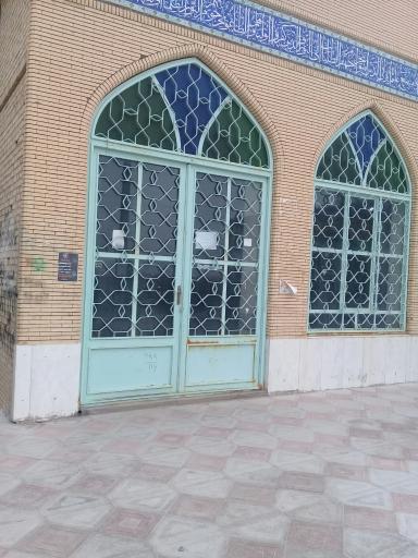 عکس مزار شهید مدافع حرم سعید بیاضی زاده