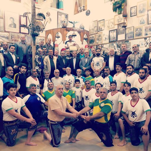 عکس باشگاه ورزش زورخانه‌ای آهن