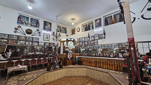 عکس باشگاه ورزش زورخانه‌ای آهن