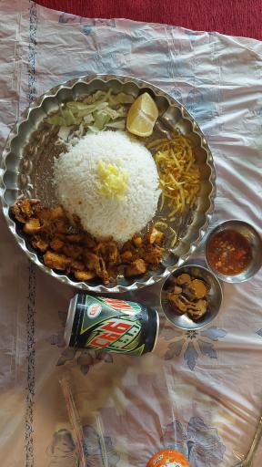 عکس رستوران سنتی لابستر (کاریز)