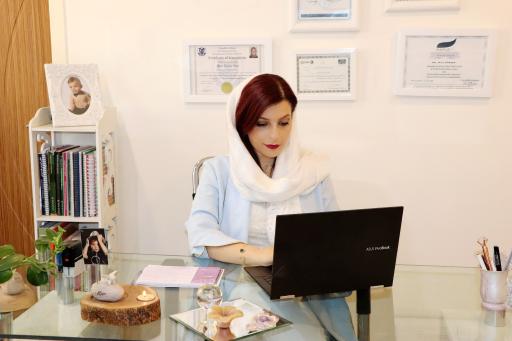 عکس مطب پوست و مو کتر مینا ربیعی