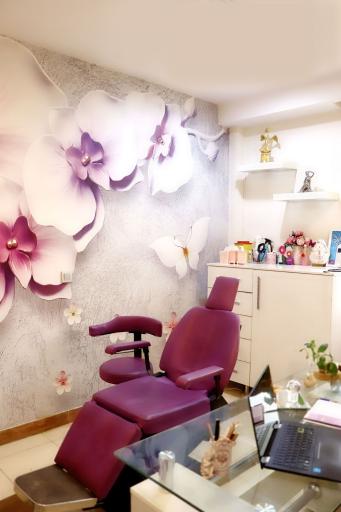 عکس مطب پوست و مو کتر مینا ربیعی