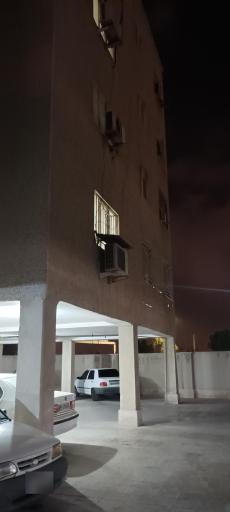 عکس مجتمع قائم