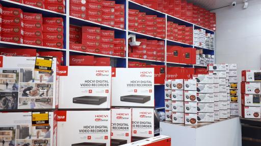 عکس فروشگاه سیستم‌های حفاطتی ایمن‌ماهان