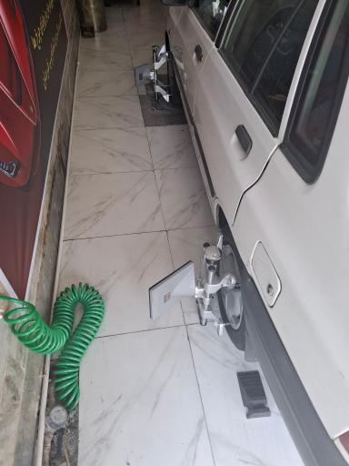 عکس میزان فرمان کامپیوتری دقیق