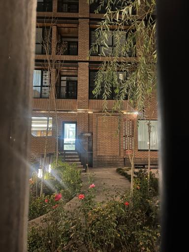عکس ساختمان باران 