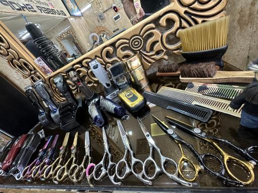 عکس آرایشگاه پسر آریایی