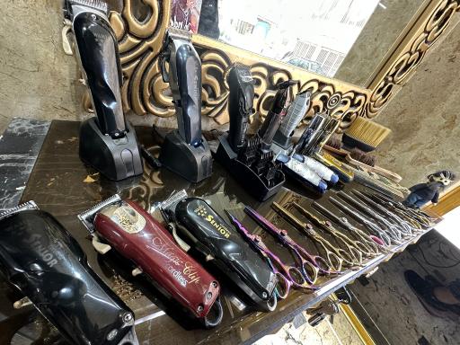 عکس آرایشگاه پسر آریایی