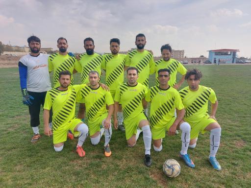 عکس سالن ورزشی 1200 نفره هشتگرد