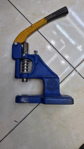 عکس خرازی و لوازم خیاطی امید