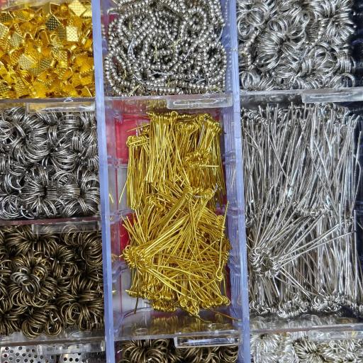 عکس خرازی و لوازم خیاطی امید