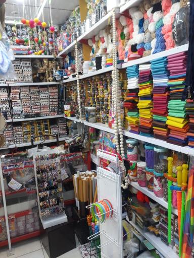 عکس خرازی و لوازم خیاطی امید