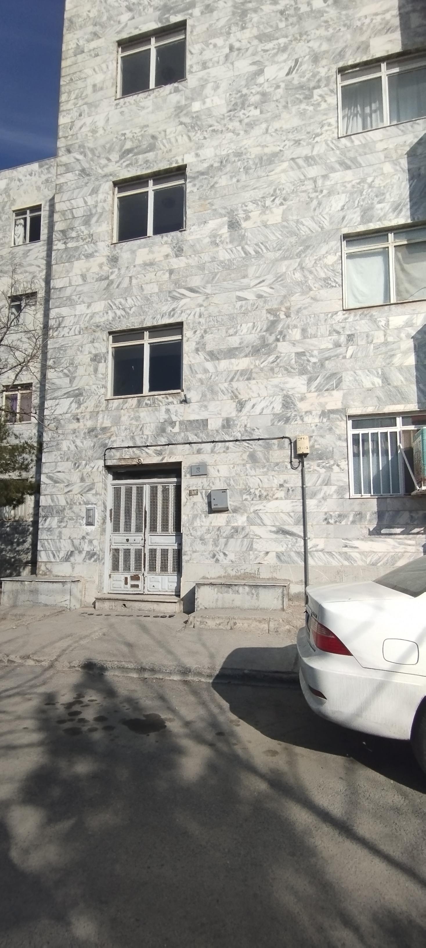 عکس ساختمان بلوک دو 