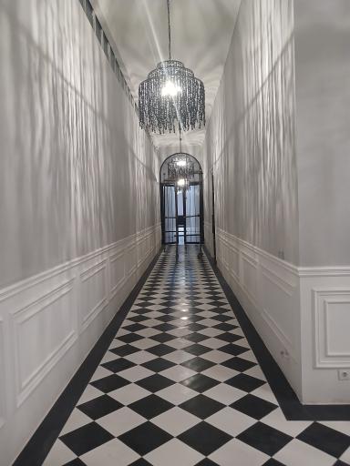 عکس آتلیه عکاسی عمارت آلفا