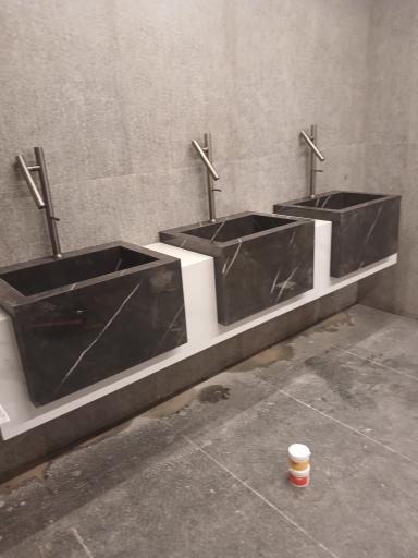 آتلیه عکاسی عمارت آلفا