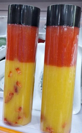 عکس آبمیوه طبیعی سونامی 