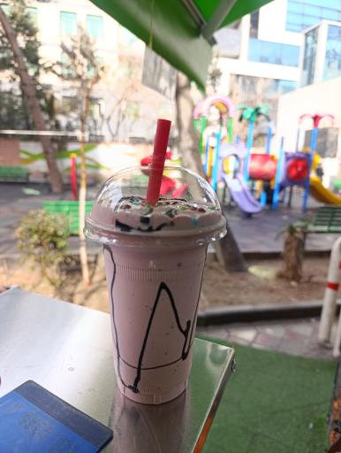 عکس آبمیوه طبیعی سونامی 