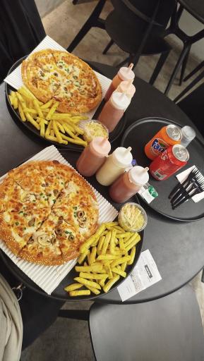 عکس پیتزا باهم