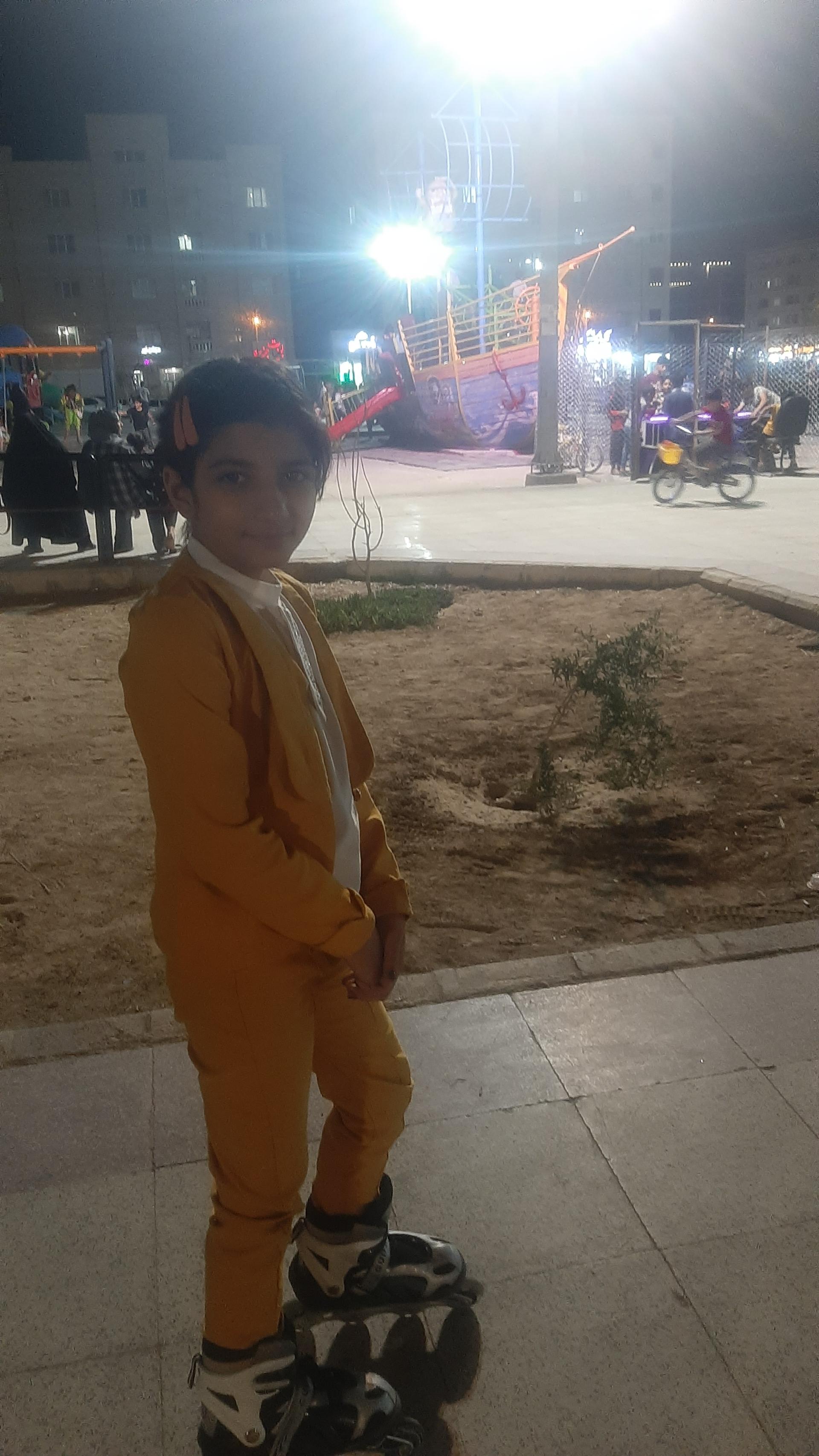 عکس بوستان بزرگ‌ شورا