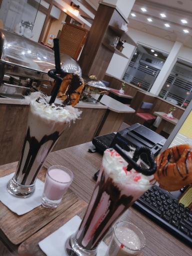 کافی شاپ هتل پارک