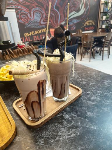 عکس کافه ۲۴