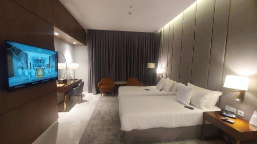 عکس هتل آریا باستان کیش