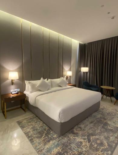 عکس هتل آریا باستان کیش