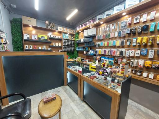 عکس فروشگاه موبورایانه