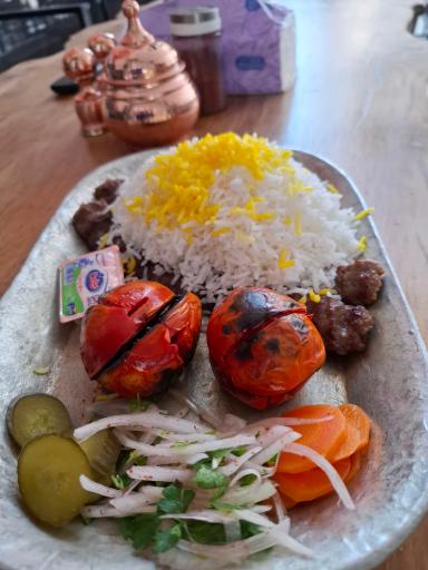 عکس چلوکباب ارگ