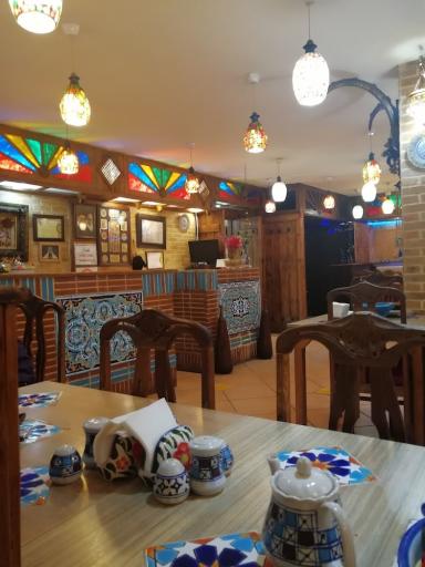 عکس سفره خانه سنتی سوگلی