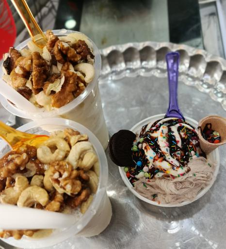 بستنی فروشی توکیو