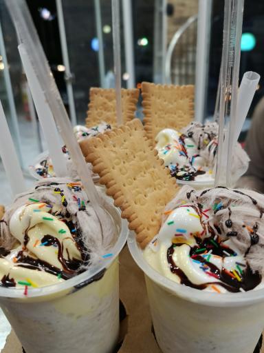 بستنی فروشی توکیو