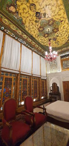 عکس عمارت محلاتی