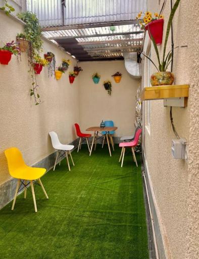 عکس کلینیک درمانی زیبایی مینا میرزایی