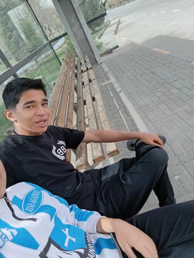 عکس  میدان دلاوران