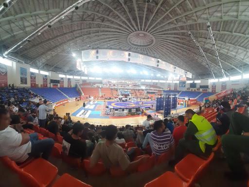 ورزشگاه سرپوشیده 6000 نفری ۲۵ آبان اصفهان