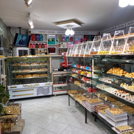 عکس شیرینی فروشی آریا