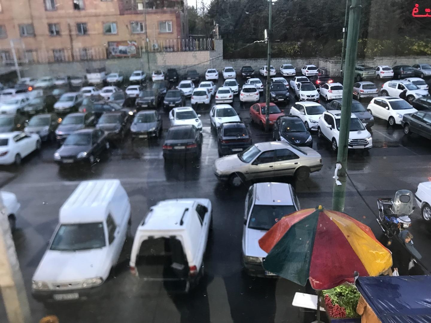 عکس پارکینگ شهروند بهرود 