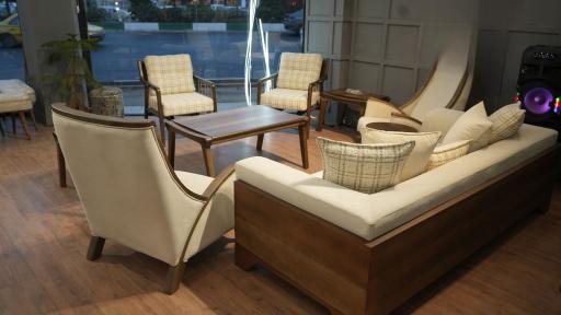 عکس سرای فرش و مبلمان جهان آرا