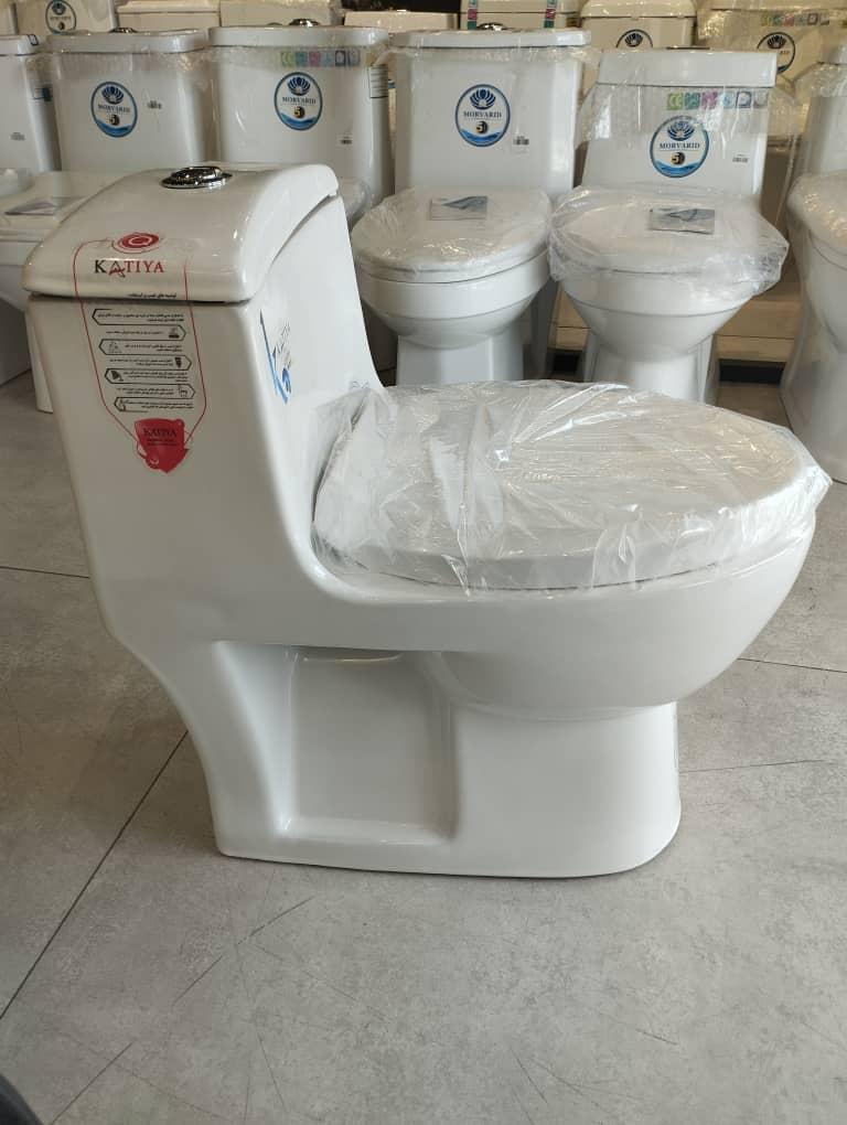 عکس انبار کاشی یزد (رزلندپخش)