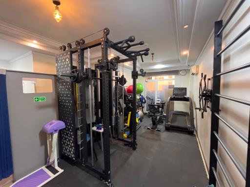 عکس کلینیک فیزیوتراپی هور